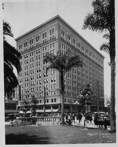 Sun Finance Building, 6th & Olive St., Los Angeles, 1927