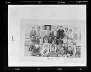 Round Mountain School class picture, 1925