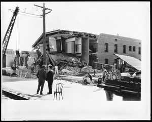 Wreckage of the Young Hotel in Compton after an earthquake, March 10, 1933