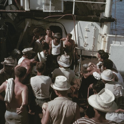 Group of people aboard the R/V Horizon