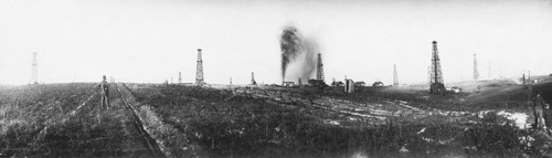 Oil Derricks at Huntington Beach (?), California. [graphic]