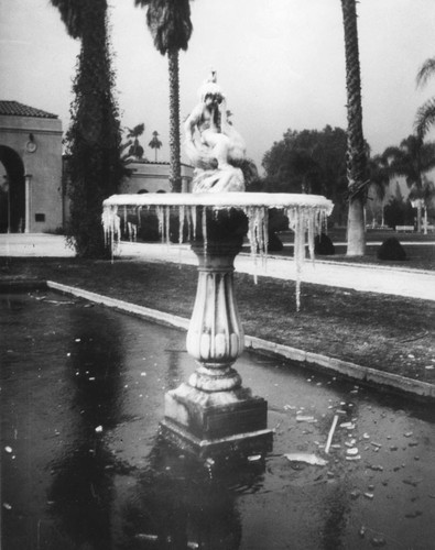 Clementine Langenberger Fountain, Anaheim City Park. [graphic]