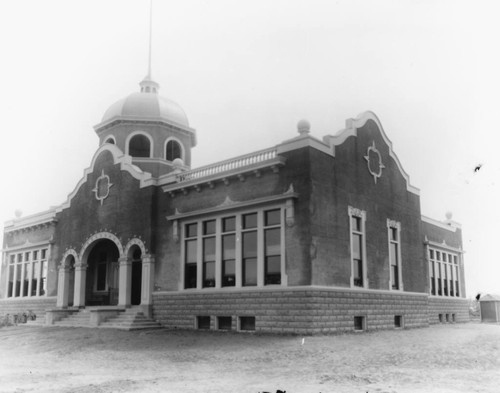 Broadway Elementary School, Anaheim [graphic]