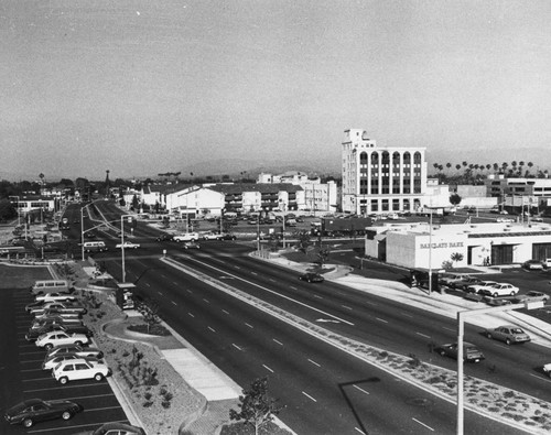 Lincoln Avenue at Anaheim Blvd. [graphic]