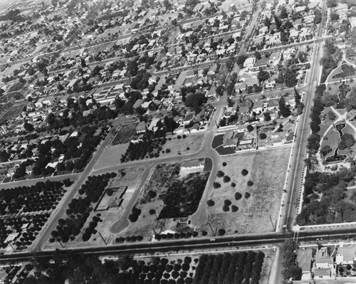 Aerial View of Anaheim North of Pearson Park [graphic]