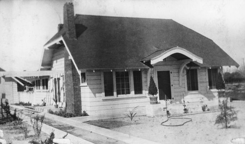 Henry Barnes House, Anaheim. [graphic]