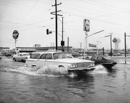 View of Flooding at the Corner of Brookhurst Ave. and Ball Road, Anaheim. [graphic]