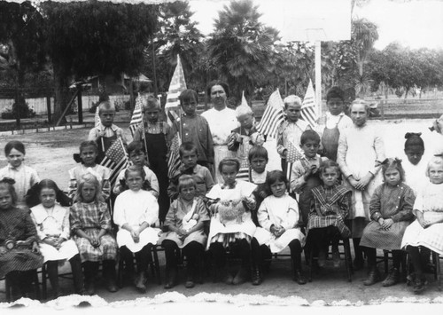 Loara School, Class Portrait, Anaheim [graphic]