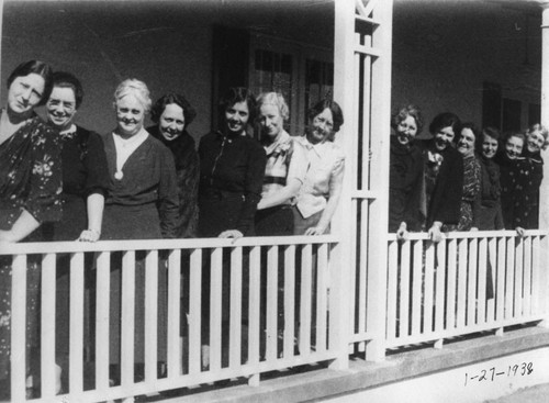 Ladies of the Ebell Club of Anaheim, Group Portrait. [graphic]