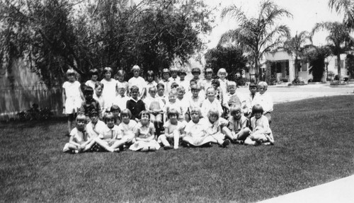 George Washington Elementary School, Third Grade Class Portrait. [graphic]