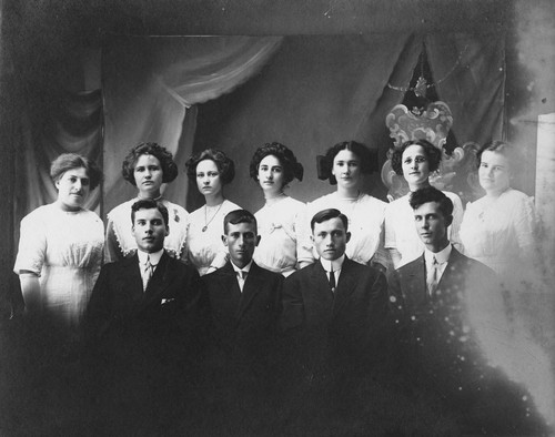 Anaheim High School, Class of 1911, Group Portrait. [graphic]