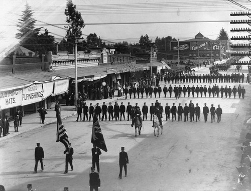 Parade of Knights of Pythias Down Center Street, Anaheim [graphic]