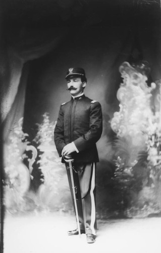 Herman Stern, Knights of Pythias Uniform, Portrait. [graphic] — Calisphere