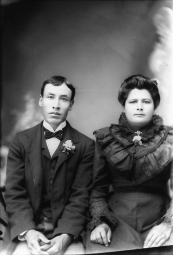 R.E. Barcelo and Wife, Portrait. [graphic]