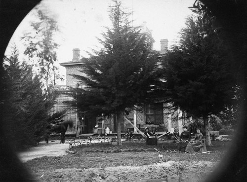 Residence of Dr. E. L. Cowan, Anaheim [graphic]