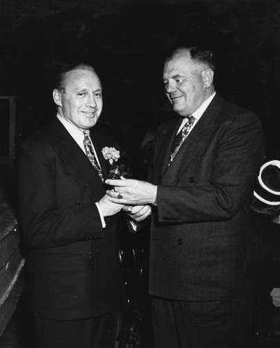 Mayor Charles Pearson Welcoming Jack Benny to Anaheim. [graphic]