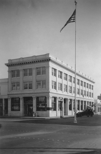 American Savings Bank Building, Anaheim. [graphic]