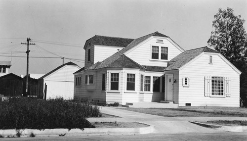 Lyle and Norma Pember House, Anaheim. [graphic]