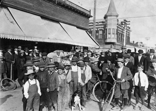 Falkenstein Department Store, Buster Brown Shoes Promotion Day, Anaheim [graphic]