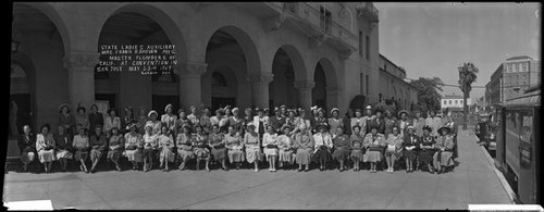 Group portrait of the attendees of the 1949 State Ladies Auxiliary meeting