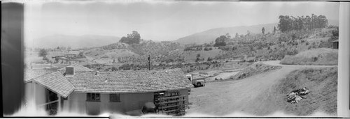 Panoramic view of homes and hills near Los Gatos-Saratoga Road