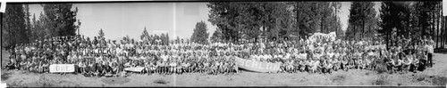 Group portrait of the attendees of the Epworth League Institute Conference in Lake Tahoe