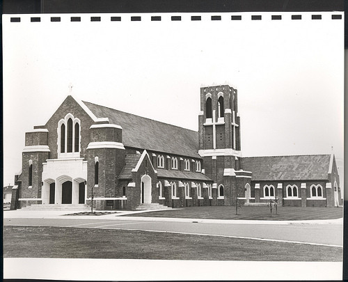Salinas Presbyterian, West Romie Lane,Salinas, California, LH14, ©1950 Billy Emery
