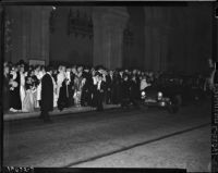 Crowd outside Shrine Auditorium on opening night of the opera, Los Angeles, November 15, 1937