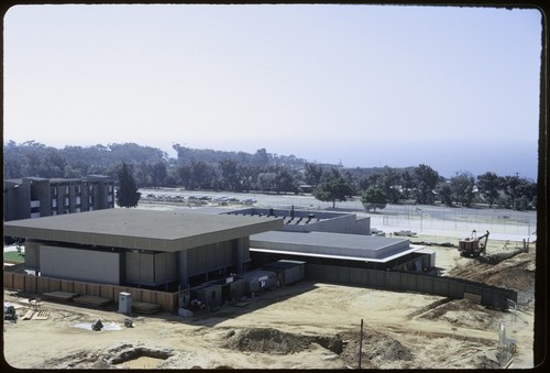 Revelle Commons under construction