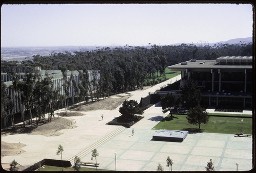 Revelle Plaza