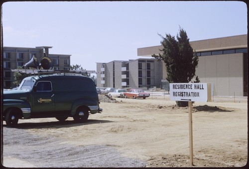 Revelle College Residence Halls on UCSD's first annual Welcome Day