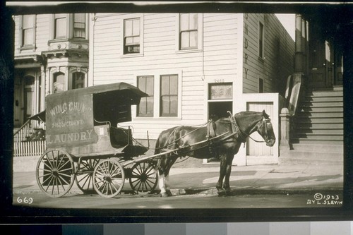 2460 Sacramento Street. 1902. [Photograph by L. Slevin.]