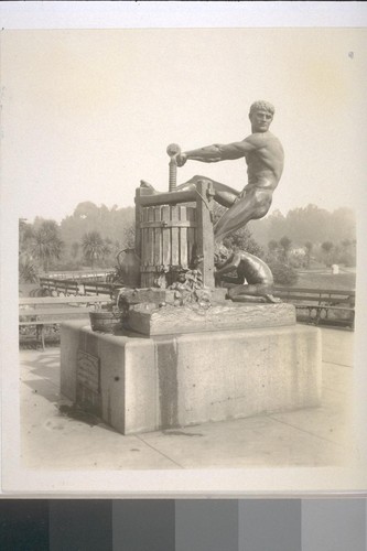 Apple Press Monument (relic of the Mid-Winter Fair, 1894, still in the same spot, where the new Music Concourse is now), G.G.P. [i.e. Golden Gate Park], 1898