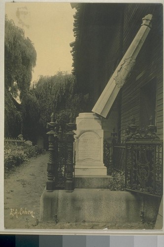 Arguello Monument (first governor of California, 1784 to 1830). Next to Mission Dolores. [Photograph by E.A. Cohen.]