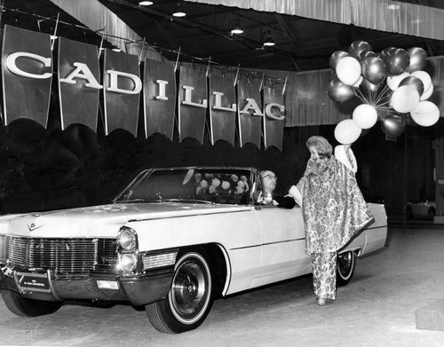 New DeVille at Los Angeles Auto Show