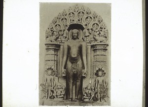 Sculptur an ein. Buddhst. Tempel. Indien