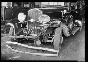 Mrs. Fillmore's Chrysler sedan, Aetna Insurance Co., Southern California, 1931
