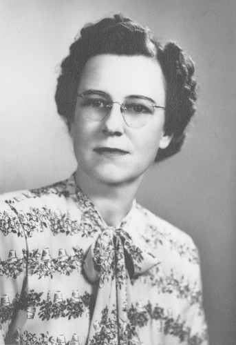 Mrs. Allen Fesler (Irma), Minerva Club President, 1945-1946 — Calisphere