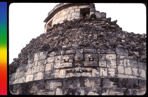 Viaje a Yucatán - Mayan Building