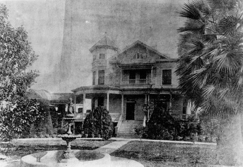 D. H. Thomas residence on the corner of First and Lyon Streets near Tustin