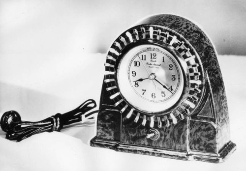 Clock radio invention