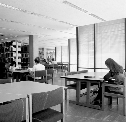 Students studying in the UCSD Central University Library. December 4, 1970