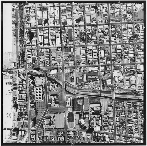 Aerial survey of Santa Monica north to south from Santa Monica Canyon to the Interstate 10 Freeway (Image #19, 1 inch=500 feet) flown January 1, 1975