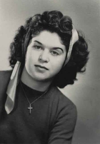 Beatrice Grajeda, 1946