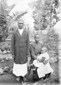 African family, Tanzania, ca.1893-1920