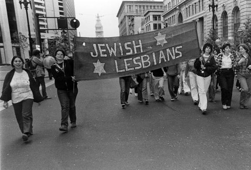 Parade participants with "Jewish Lesbians'" banner