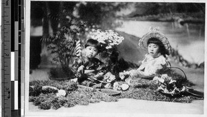 Two children, Japan, ca. 1920-1940