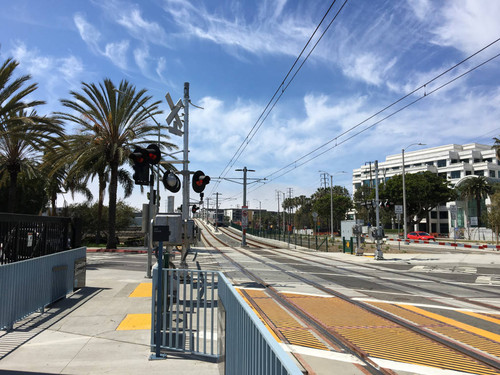 Expo Line crossing at 26th Street and Olympic Boulevard in Santa Monica, April 3, 2016
