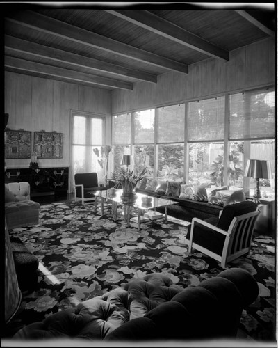 Hopkins, Mrs. Elyse S., residence. Living room