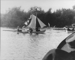 Boats on Russian River for Healdsburg Water Carnival